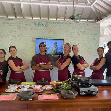Anggrek Putih Lombok Cooking Class And Homestay Senggigi Exterior photo