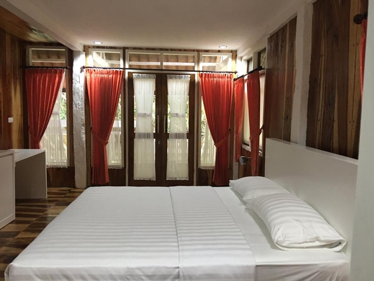 Anggrek Putih Lombok Cooking Class And Homestay Senggigi Exterior photo