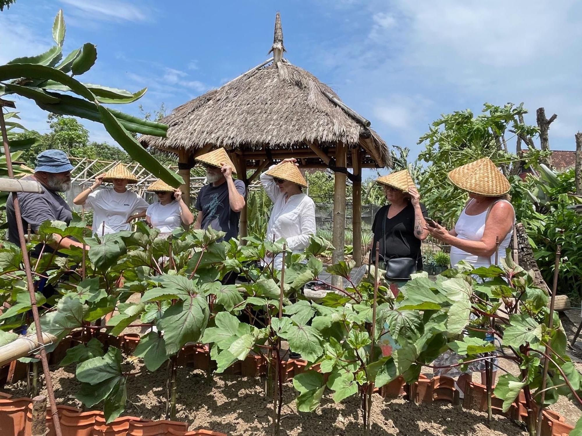 Anggrek Putih Lombok Cooking Class And Homestay Senggigi Exterior photo