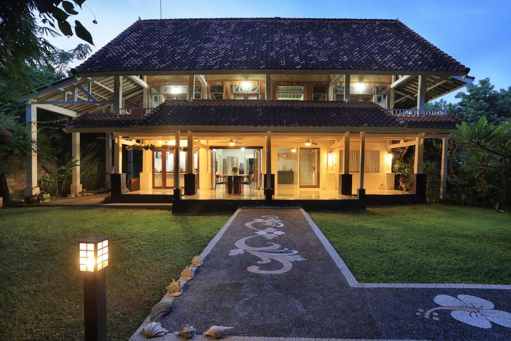 Anggrek Putih Lombok Cooking Class And Homestay Senggigi Exterior photo