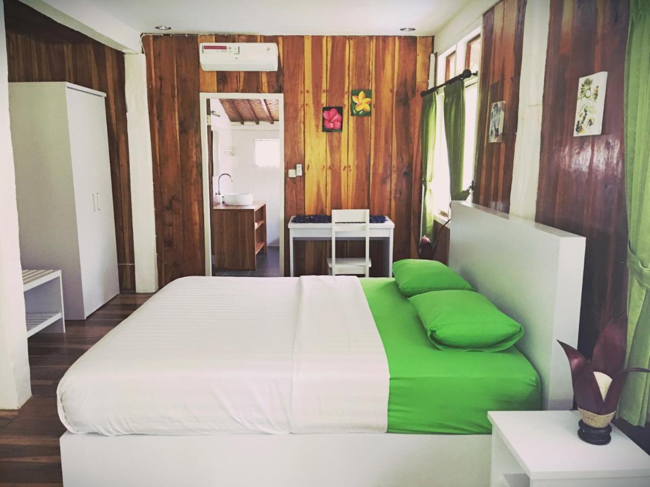 Anggrek Putih Lombok Cooking Class And Homestay Senggigi Exterior photo